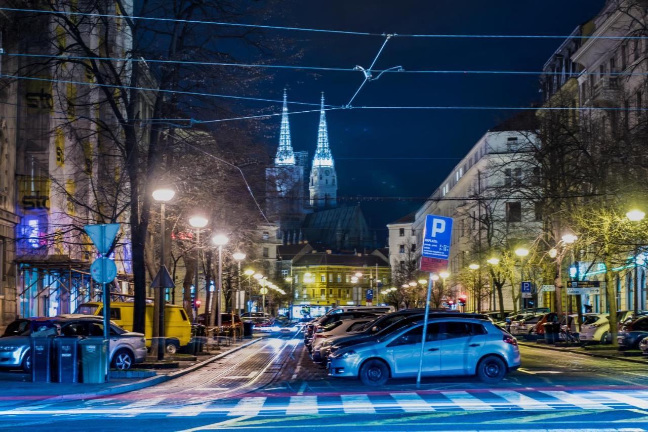 2 On Seven Daire Zagreb Dış mekan fotoğraf